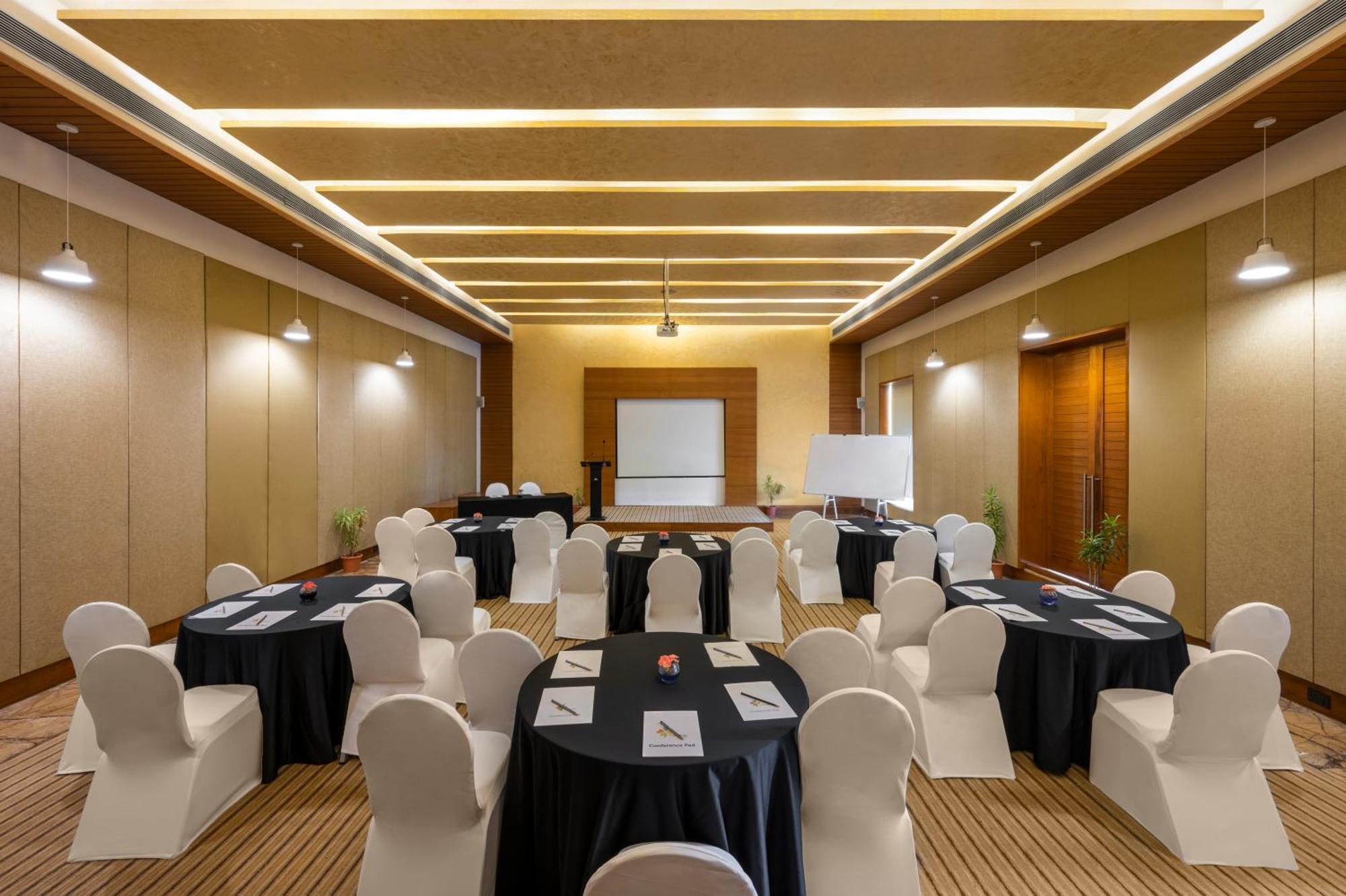 אחמדאבאד Club Mahindra Kensville מראה חיצוני תמונה